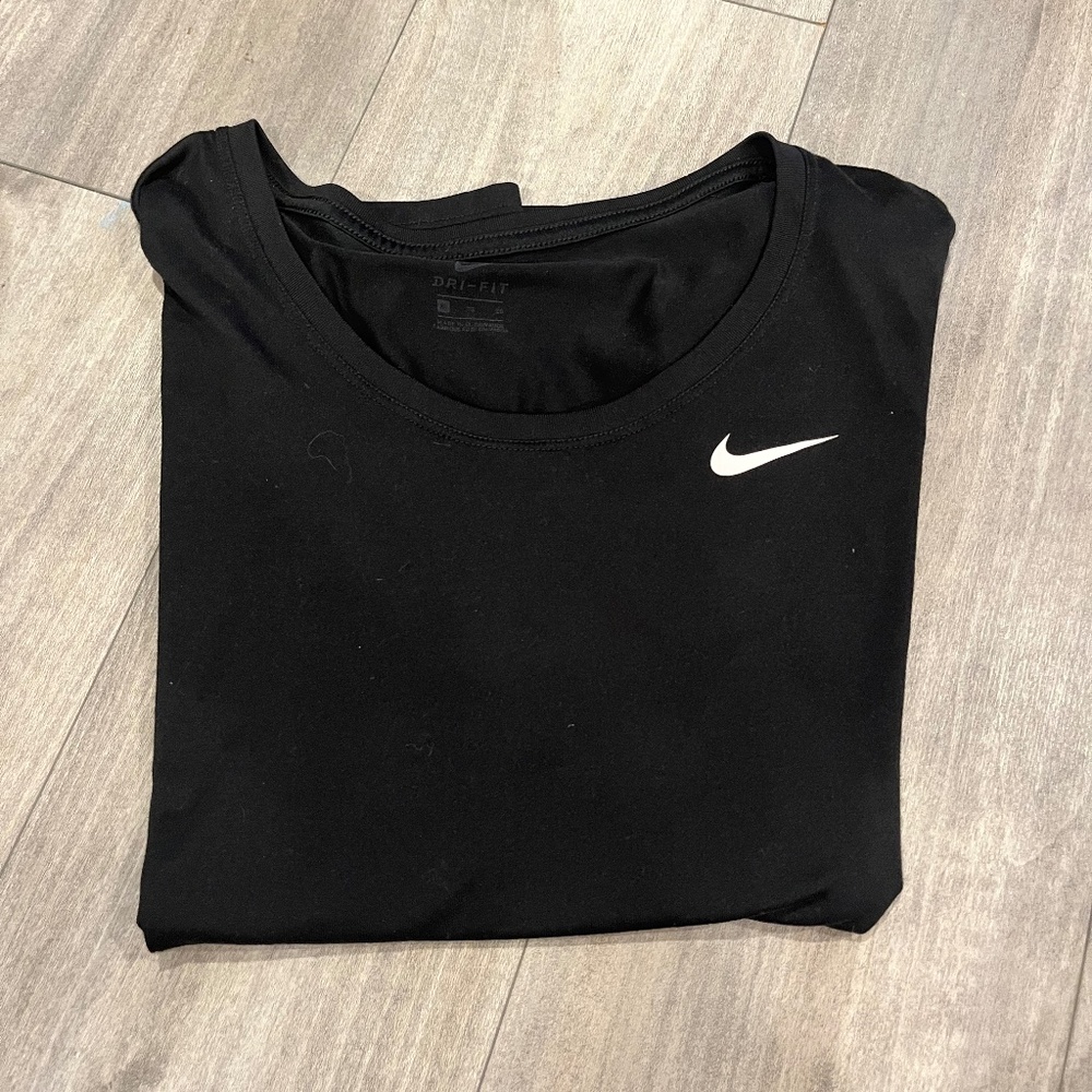 nike work out shirt